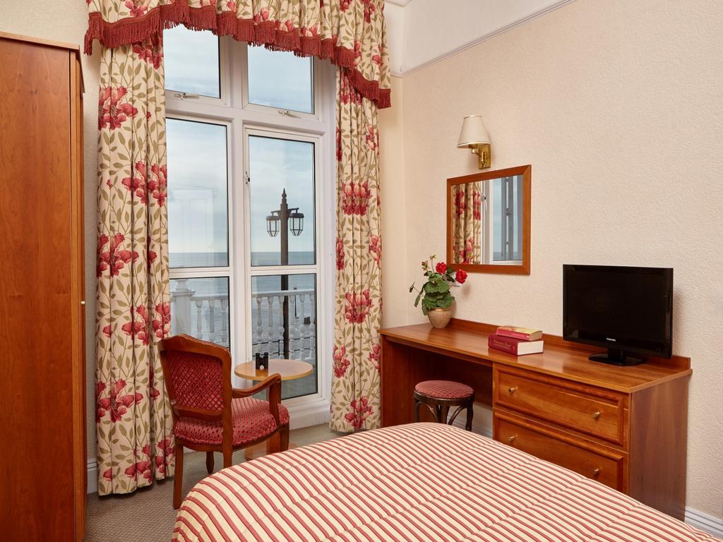 Royal York & Faulkner Hotel Sidmouth Zimmer foto